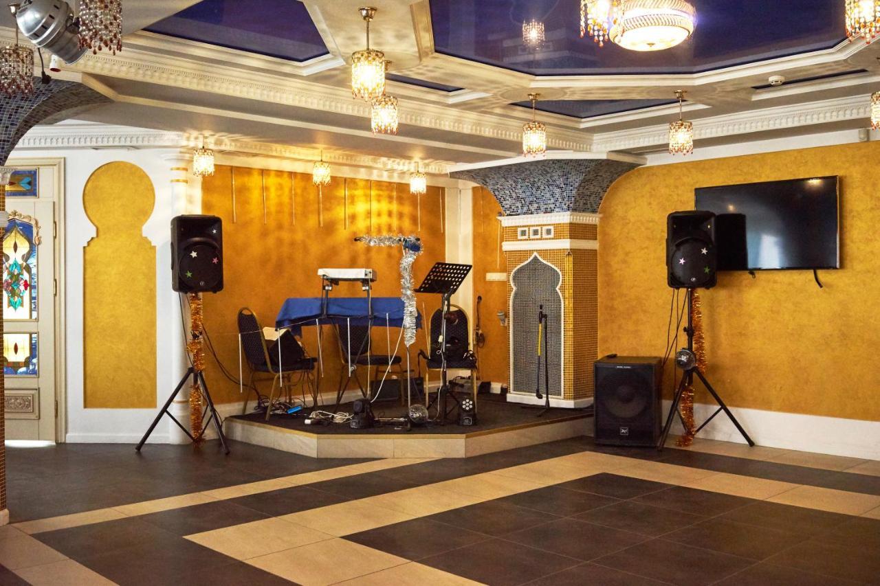 Східний Hotel Berezhany Luaran gambar