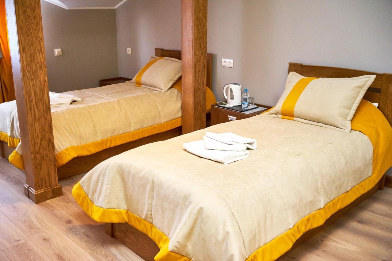 Східний Hotel Berezhany Luaran gambar