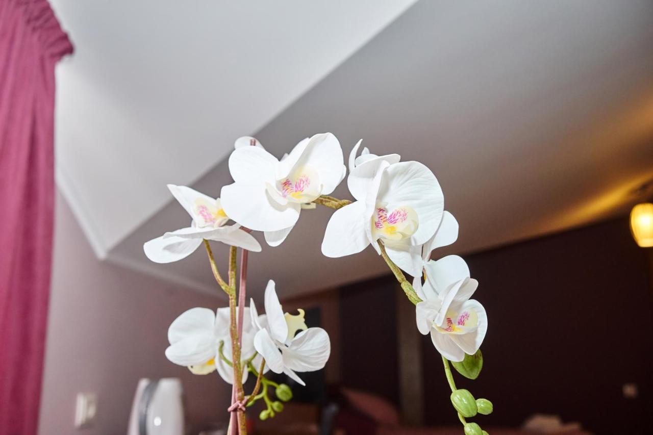 Східний Hotel Berezhany Luaran gambar