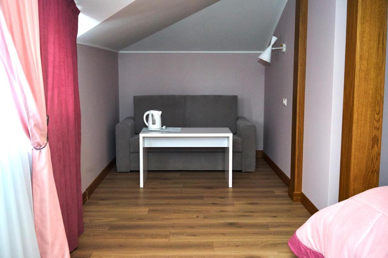 Східний Hotel Berezhany Luaran gambar