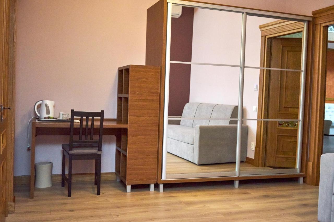 Східний Hotel Berezhany Luaran gambar