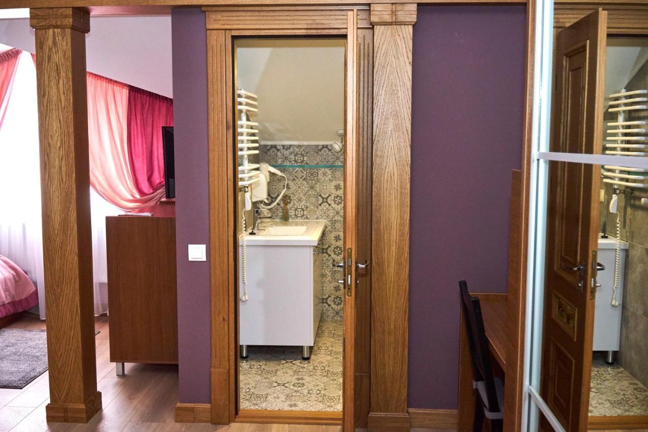 Східний Hotel Berezhany Luaran gambar